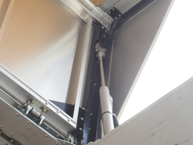 いすゞ ウイング車 ギガ|中古トラックの販売・買取・査定のアイナビ