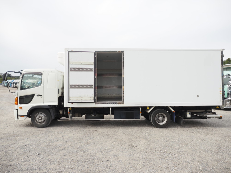 日野 冷凍バン レンジャープロ|中古トラックの販売・買取・査定のアイナビ