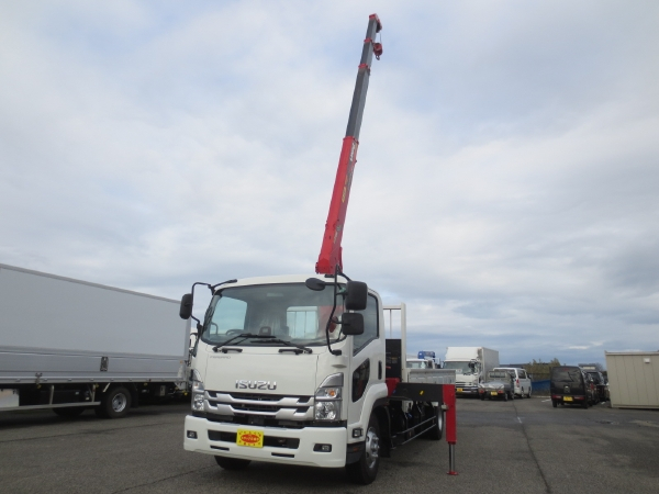いすゞフォワード4段ラジコンクレーン付|中古トラックの販売・買取・査定のアイナビ