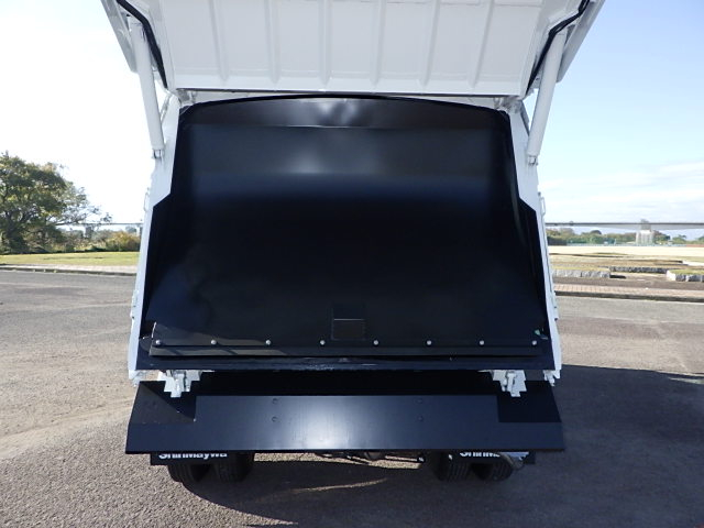 三菱キャンター☆6.0㎥プレス式塵芥車☆新明和製|中古トラックの販売・買取・査定のアイナビ