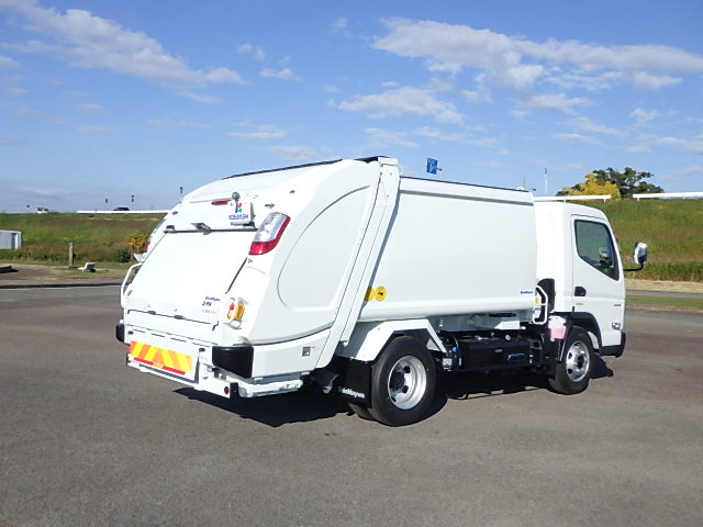 三菱キャンター☆6.0㎥プレス式塵芥車☆新明和製|中古トラックの販売・買取・査定のアイナビ
