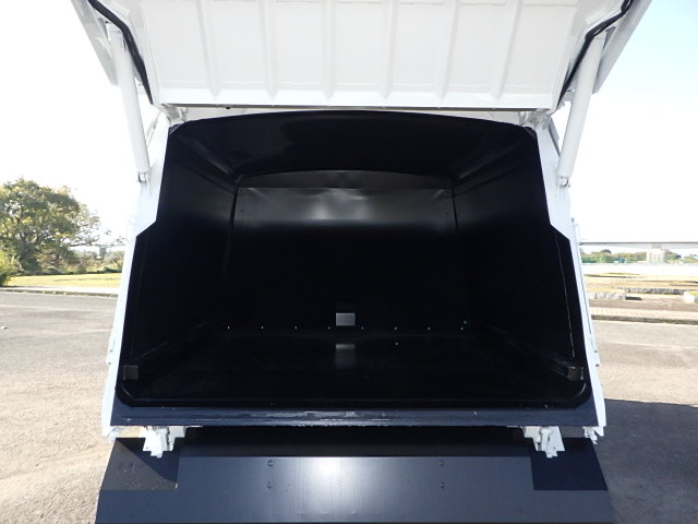 三菱キャンター☆6.0㎥プレス式塵芥車☆新明和製|中古トラックの販売・買取・査定のアイナビ