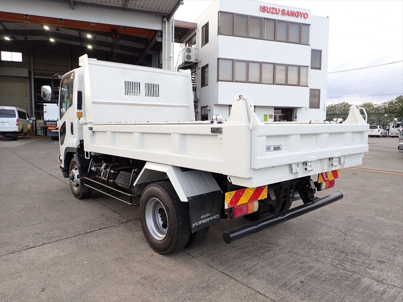 【350569】いすゞ フォワード 土砂ダンプ|中古トラックの販売・買取・査定のアイナビ