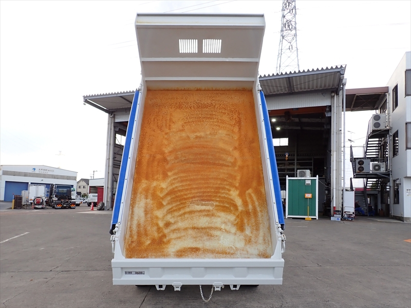 【350569】いすゞ フォワード 土砂ダンプ|中古トラックの販売・買取・査定のアイナビ