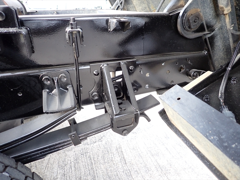 【350569】いすゞ フォワード 土砂ダンプ|中古トラックの販売・買取・査定のアイナビ