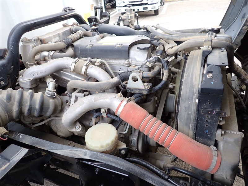 【350569】いすゞ フォワード 土砂ダンプ|中古トラックの販売・買取・査定のアイナビ