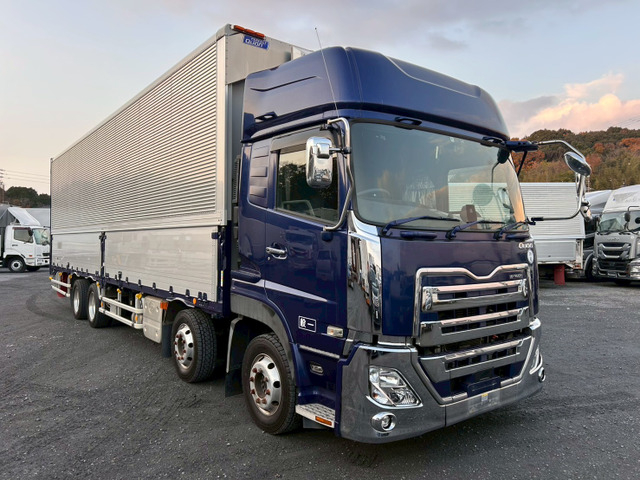 【高年式×ハイルーフ】UDトラックス/クオン|中古トラックの販売・買取・査定のアイナビ