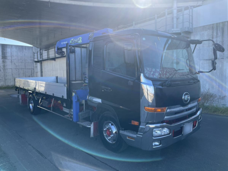 平成26年コンドル4段ラジコン付車検付ベット付差し違い|中古トラックの販売・買取・査定のアイナビ