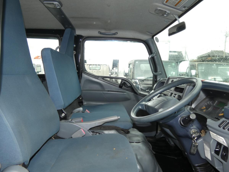 H27　1.4トン Wキャブ　4WD ETC　251141|中古トラックの販売・買取・査定のアイナビ