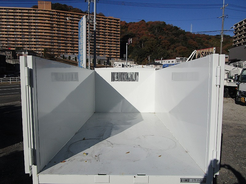 深ダンプ リア観音 外装塗装済 車検令和8年12月|中古トラックの販売・買取・査定のアイナビ