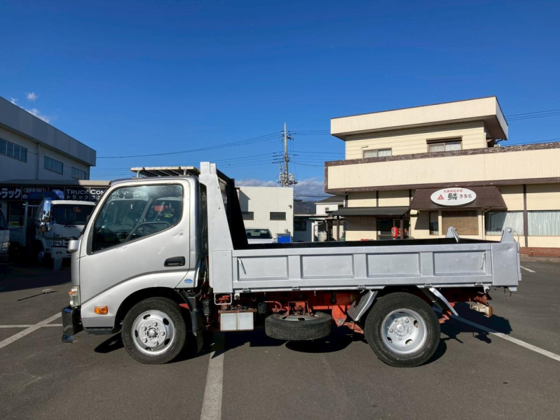 ダンプ3トン積載10尺4ナンバーフルジャストロー新明和製|中古トラックの販売・買取・査定のアイナビ