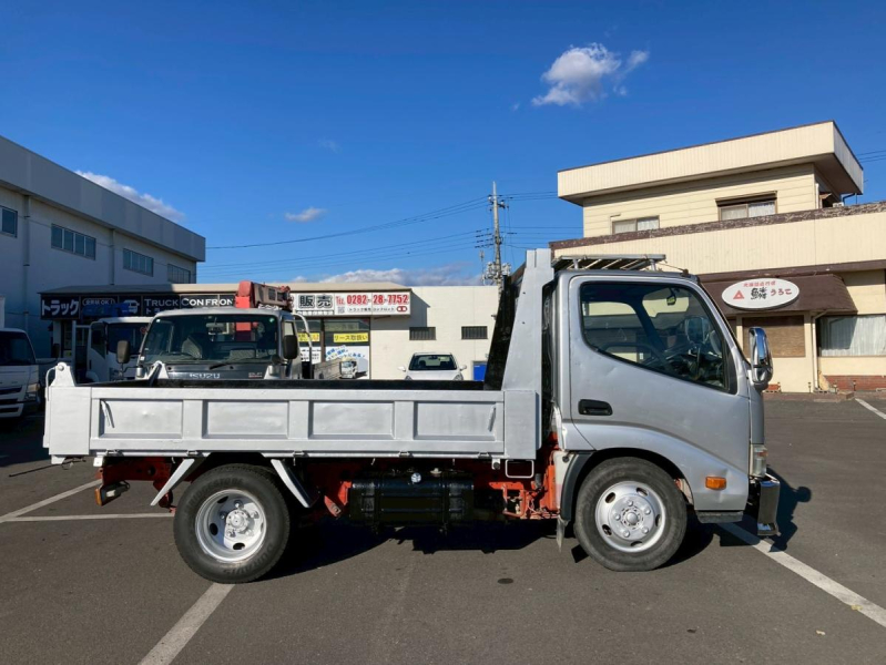 ダンプ3トン積載10尺4ナンバーフルジャストロー新明和製|中古トラックの販売・買取・査定のアイナビ