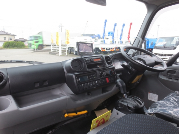 日野デュトロ低温冷蔵冷凍車|中古トラックの販売・買取・査定のアイナビ