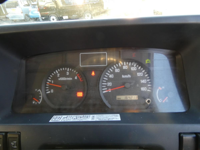 H243トン マニュアル ダンプ|中古トラックの販売・買取・査定のアイナビ