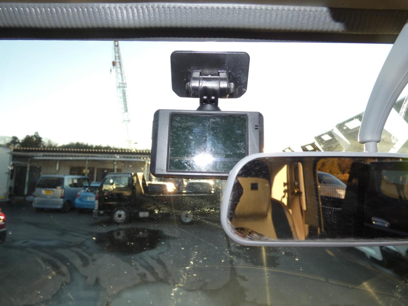 H243トン マニュアル ダンプ|中古トラックの販売・買取・査定のアイナビ