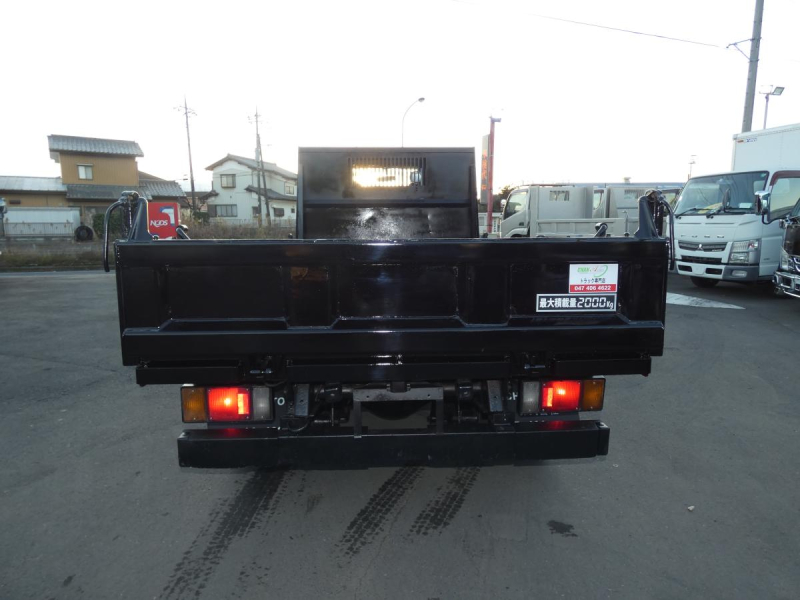 H242トン マニュアル ダンプ|中古トラックの販売・買取・査定のアイナビ