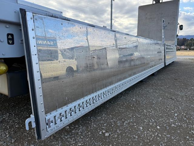 いすゞ ウイング車 ギガ|中古トラックの販売・買取・査定のアイナビ