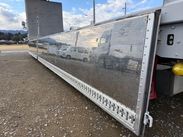 いすゞ ウイング車 ギガ|中古トラックの販売・買取・査定のアイナビ