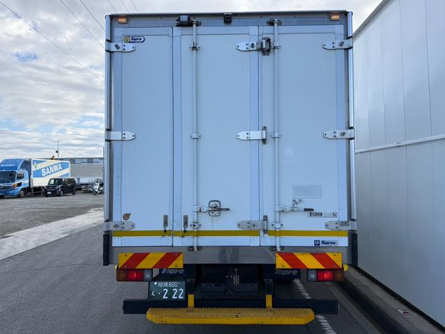 日野 デュトロ|中古トラックの販売・買取・査定のアイナビ