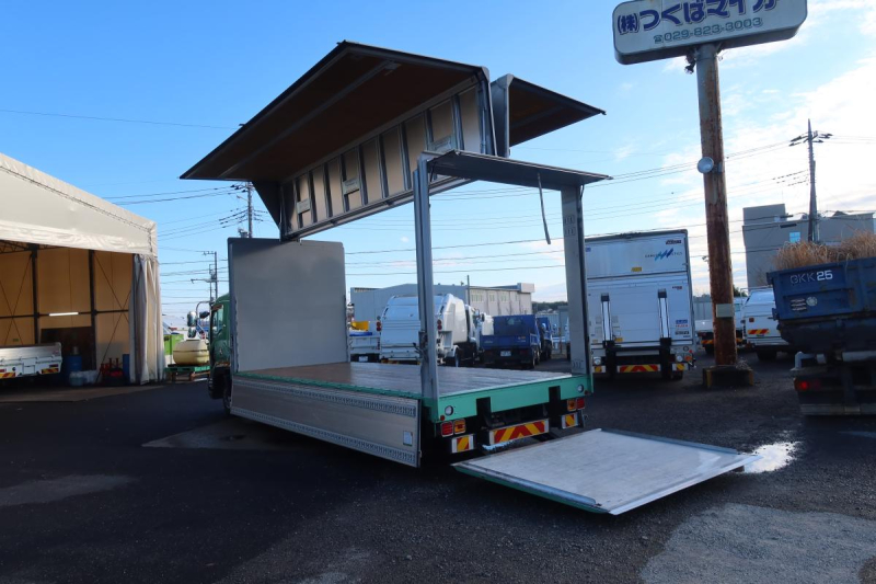 ワイドベッド付き62ボディー 跳ね上げゲート付|中古トラックの販売・買取・査定のアイナビ