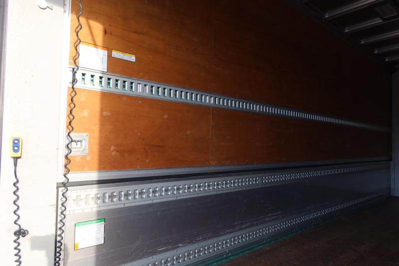 ワイドベッド付き62ボディー 跳ね上げゲート付|中古トラックの販売・買取・査定のアイナビ