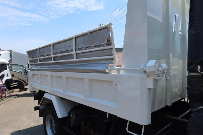 フォワード Lゲートダンプ 積載3450kg 電動コボレーン付き|中古トラックの販売・買取・査定のアイナビ