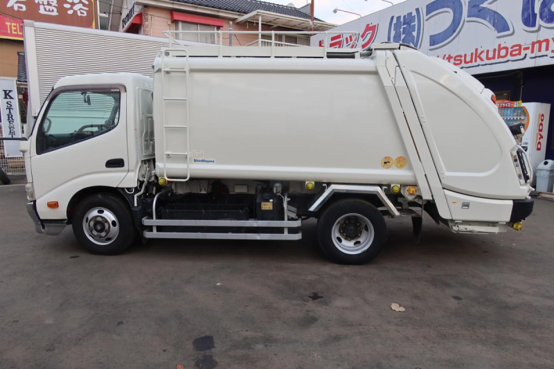 標準幅 プレス式パッカー車 新明和製5.4立米 AT車|中古トラックの販売・買取・査定のアイナビ