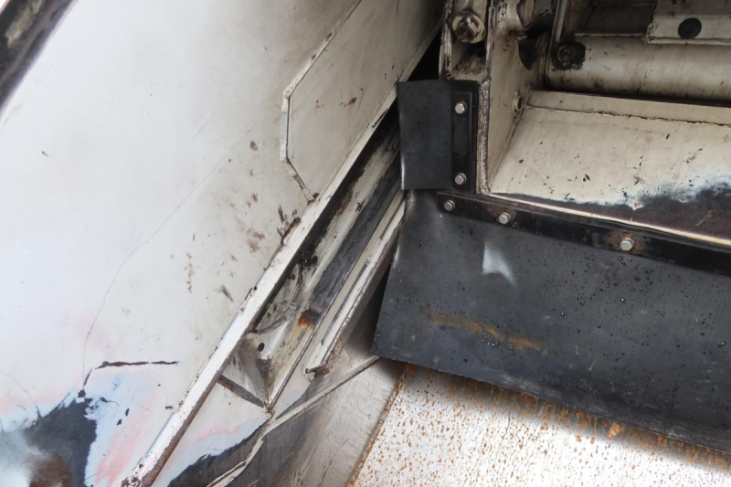 標準幅 プレス式パッカー車 新明和製5.4立米 AT車|中古トラックの販売・買取・査定のアイナビ