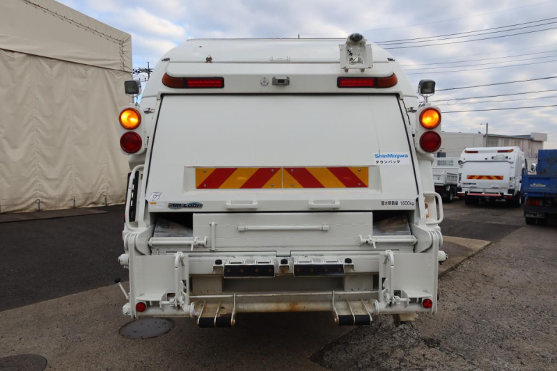 プレス式パッカー車 新明和製8.2立米 積載1600kg|中古トラックの販売・買取・査定のアイナビ