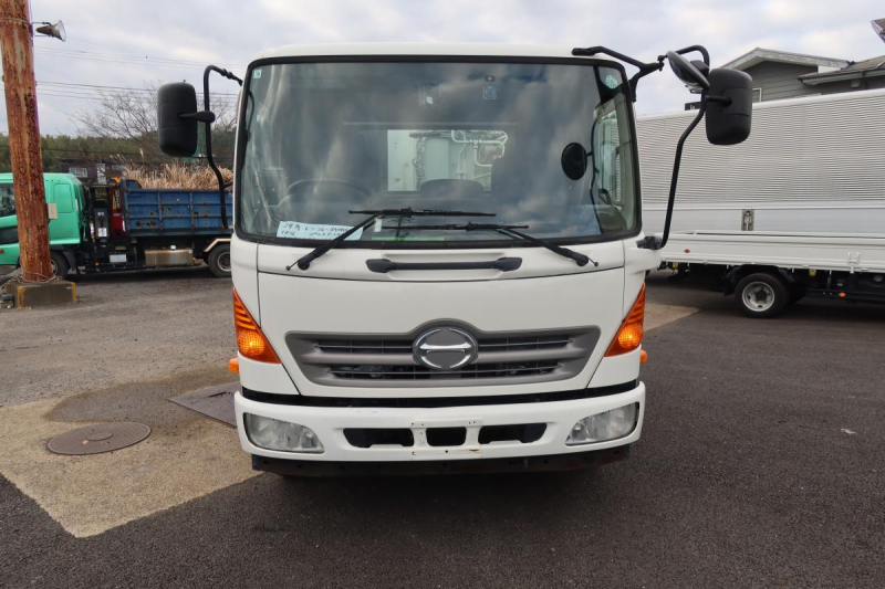 プレス式パッカー車 新明和製8.2立米 積載1600kg|中古トラックの販売・買取・査定のアイナビ