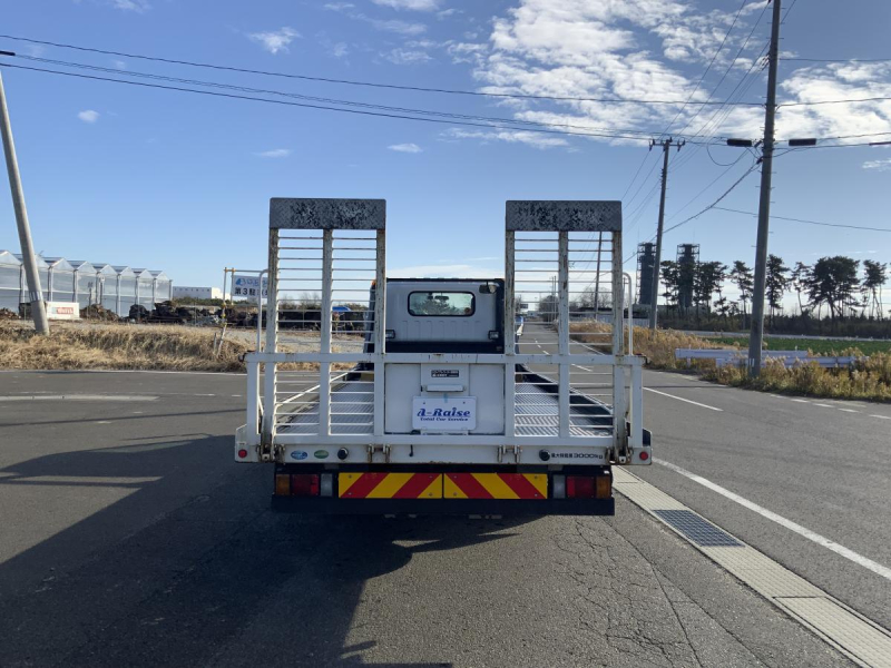 R8年12月車検付⭐️R1エルフ ローダー 積載3tNEO56MT⭐️|中古トラックの販売・買取・査定のアイナビ