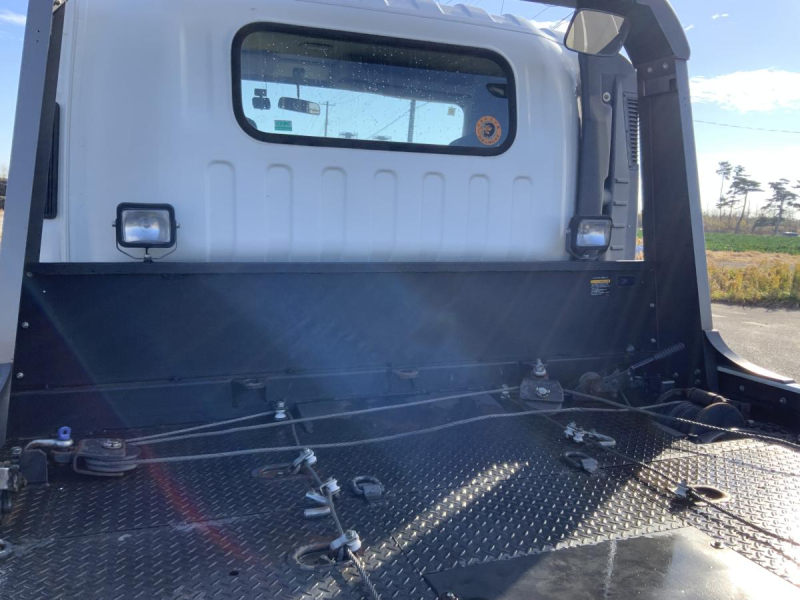 R8年12月車検付⭐️R1エルフ ローダー 積載3tNEO56MT⭐️|中古トラックの販売・買取・査定のアイナビ