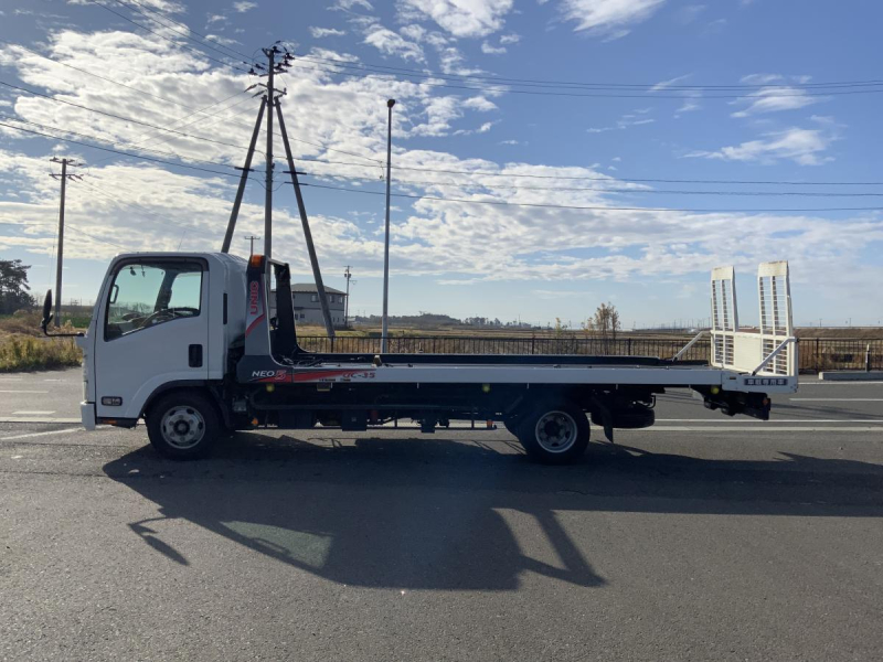 R8年12月車検付⭐️R1エルフ ローダー 積載3tNEO56MT⭐️|中古トラックの販売・買取・査定のアイナビ