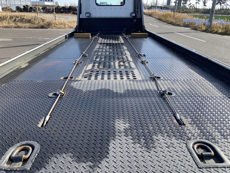 R8年12月車検付⭐️R1エルフ ローダー 積載3tNEO56MT⭐️|中古トラックの販売・買取・査定のアイナビ