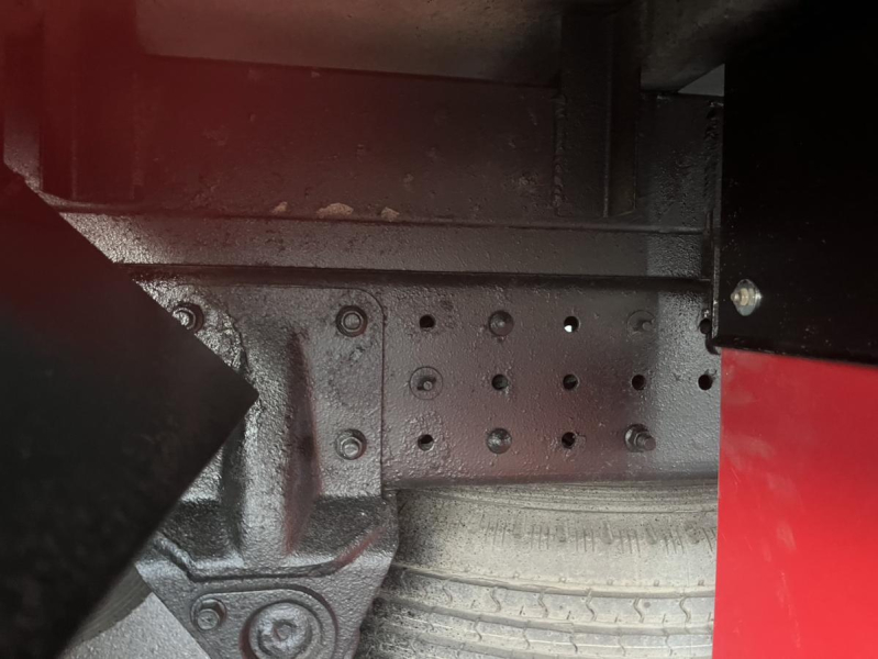 平成28年キャンターパネルバン4WD準中型AT限定可|中古トラックの販売・買取・査定のアイナビ