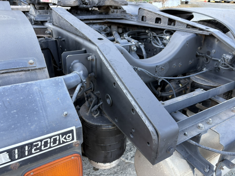 H20年式、ギガ、ハイルーフトラクタ PTO付|中古トラックの販売・買取・査定のアイナビ