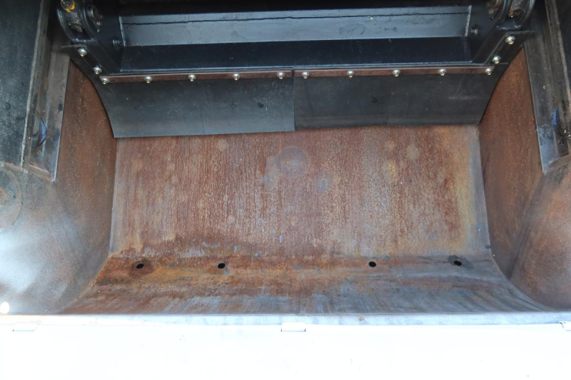 プレス式パッカー車 極東製4.2立米|中古トラックの販売・買取・査定のアイナビ