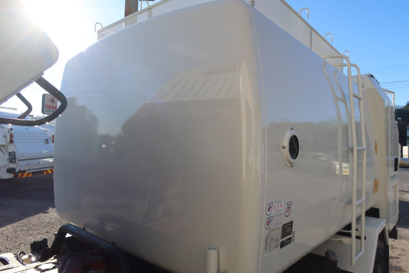 ダイナ 巻き込みパッカー車 モリタ製5.0立米 積載2550kg|中古トラックの販売・買取・査定のアイナビ