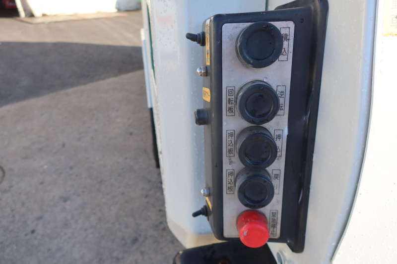 ダイナ 巻き込みパッカー車 モリタ製5.0立米 積載2550kg|中古トラックの販売・買取・査定のアイナビ