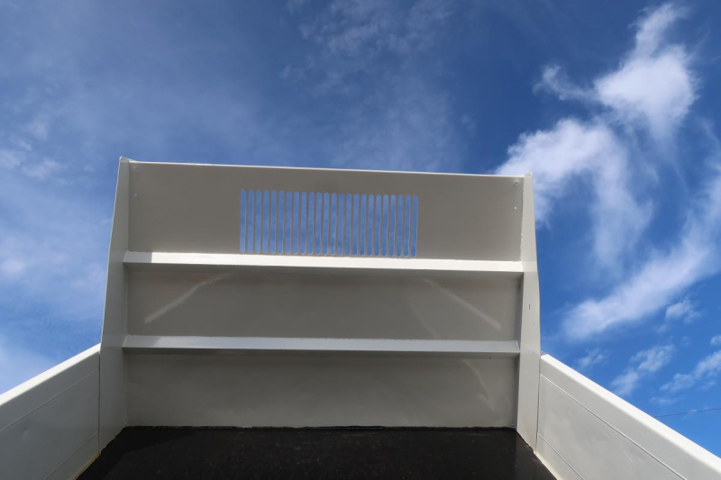 標準幅 ローダーダンプ 積載3000kg 4ナンバー 新明和製|中古トラックの販売・買取・査定のアイナビ