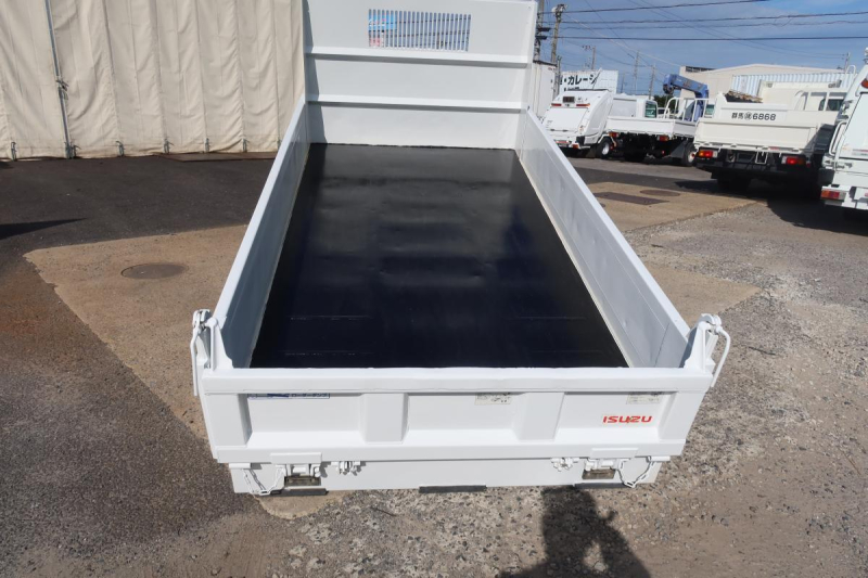 標準幅 ローダーダンプ 積載3000kg 4ナンバー 新明和製|中古トラックの販売・買取・査定のアイナビ