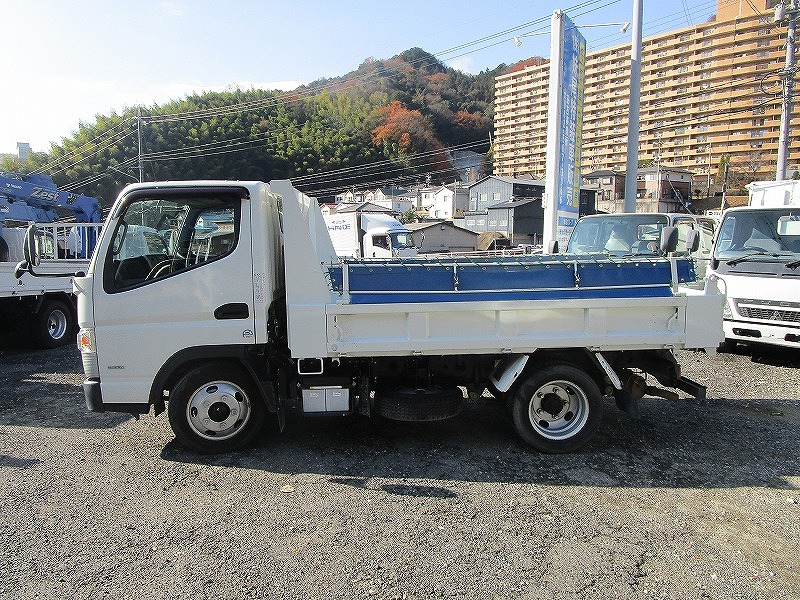 2t 土砂ダンプ 全低床|中古トラックの販売・買取・査定のアイナビ