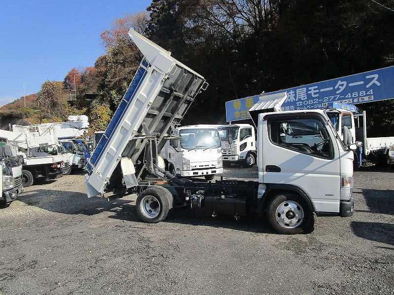 2t 土砂ダンプ 全低床|中古トラックの販売・買取・査定のアイナビ