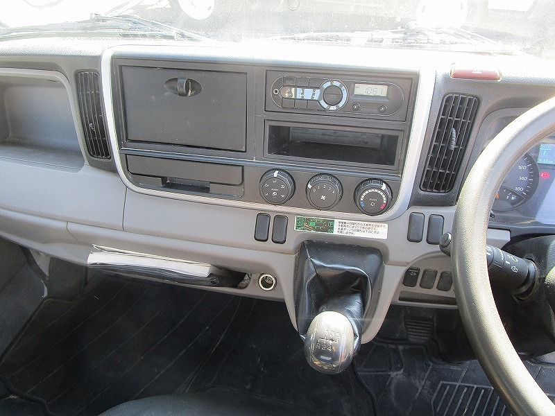 2t 土砂ダンプ 全低床|中古トラックの販売・買取・査定のアイナビ