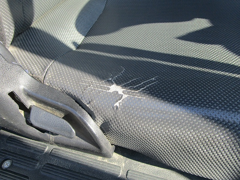 2t 土砂ダンプ 全低床|中古トラックの販売・買取・査定のアイナビ