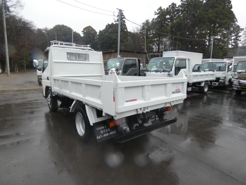 H25　3トン マニュアル ダンプ|中古トラックの販売・買取・査定のアイナビ