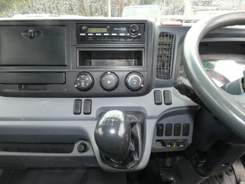 H25　3トン マニュアル ダンプ|中古トラックの販売・買取・査定のアイナビ