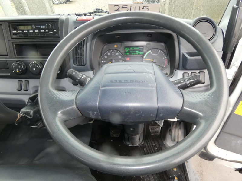 H25　3トン マニュアル ダンプ|中古トラックの販売・買取・査定のアイナビ