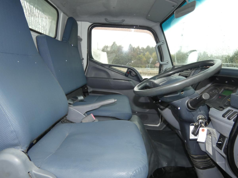 H25　3トン マニュアル ダンプ|中古トラックの販売・買取・査定のアイナビ