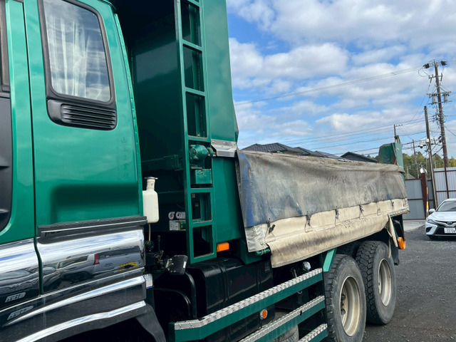 【400馬力×8速MT×極東ボディ】いすゞ/ギガ|中古トラックの販売・買取・査定のアイナビ